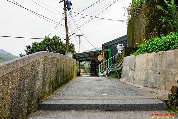 pic pimg tw look2up 1618455979 867855844 g n jpg