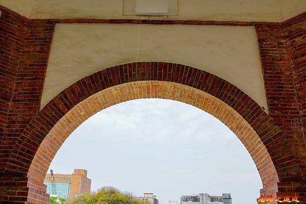 pic pimg tw look2up 1619775471 1896028245 g n jpg