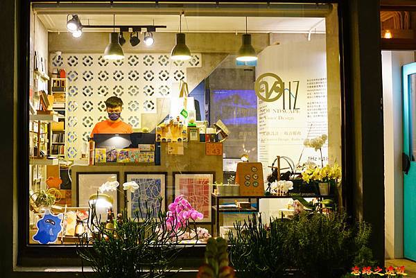 【台南.南區】夜遊「藍晒圖文創園區」& 園區特色商店介紹 (含:交通、園區詳細地圖) 62 pic pimg tw look2up 1620292791 3486467443 g n jpg