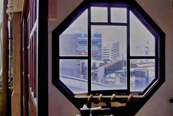 pic pimg tw look2up 1622532548 3786561575 g n jpg