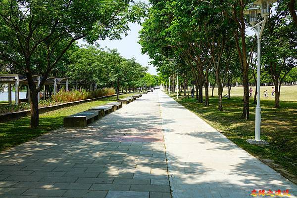 pic pimg tw look2up 1629171888 2113114830 g n jpg