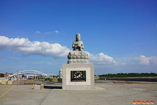 pic pimg tw look2up 1634008503 925351551 g n jpg