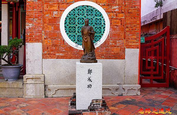 pic pimg tw look2up 1644479858 2139507623 g n jpg