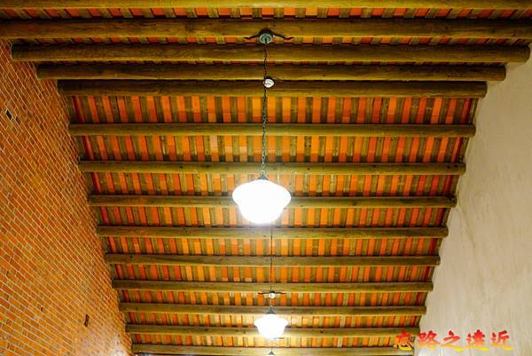 pic pimg tw look2up 1649478659 2660551734 g n jpg