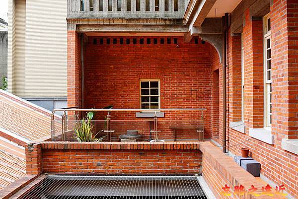 pic pimg tw look2up 1649478668 3124449207 g n jpg