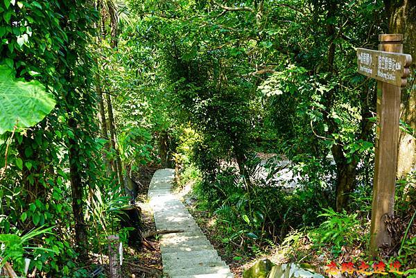 【台北.文山區】<步道散策>「三玄宮步道 (茶路古道)」- 貓空步道群之 7 17 pic pimg tw look2up 1664852198 2772959525 g n jpg