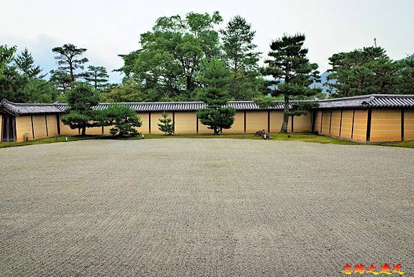 【關西.京都】嵐山「大覺寺」-走訪日本皇家御所氣派的寺院 (含:交通方式) 11 pic pimg tw look2up 1679284937 454719798 g n jpg