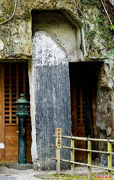 pic pimg tw look2up 1683182530 3058816069 g n jpg