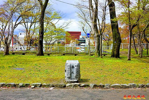 pic pimg tw look2up 1689214166 366829098 g n jpg