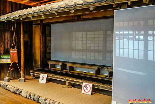 pic pimg tw look2up 1706504085 1848048734 g n jpg