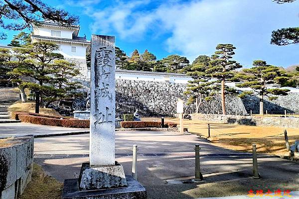 pic pimg tw look2up 1712994794 3076556234 g n jpg