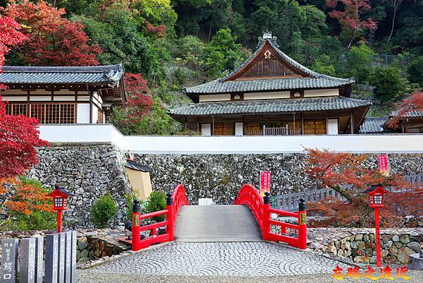 【關西.大阪】賞楓景點~~箕面公園楓紅之旅 超詳細介紹 (京阪箕面站-瀧安寺-箕面大瀧-1目千本) 20 pic pimg tw look2up 1724315500 3678431913 g n jpg