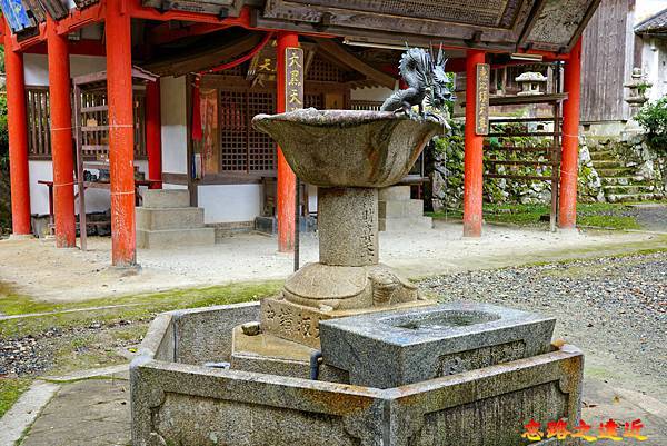 【關西.大阪】賞楓景點~~箕面公園楓紅之旅 超詳細介紹 (京阪箕面站-瀧安寺-箕面大瀧-1目千本) 27 pic pimg tw look2up 1724315503 3612892856 g n jpg