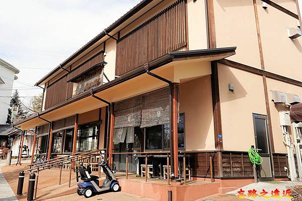 pic pimg tw look2up 1735537713 2445386258 g n jpg