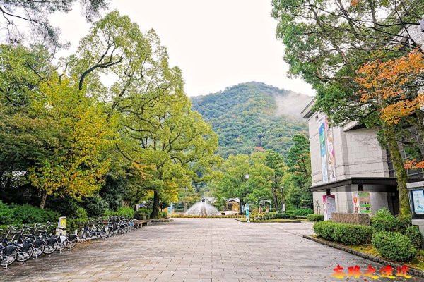 岐阜公園入口歷史博物館前