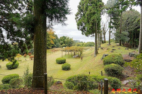 山中城本丸天守台眺望本丸